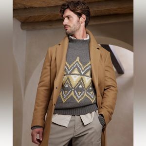 Banana Republic Gray and Yellow Crewneck Sweater